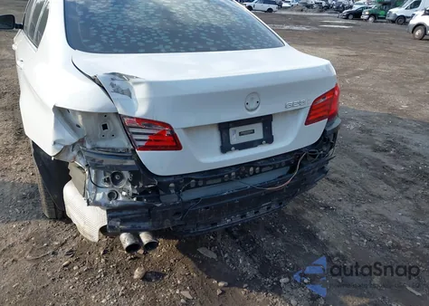 2013 BMW 528I z USA, uszkodzony, nr VIN WBAXG5C5XDD234897